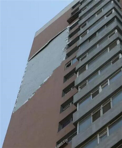 盘点那些年“掉板”的外保温工程