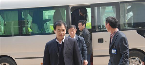 热烈欢迎市委刘书记一行莅临我公司指导工作